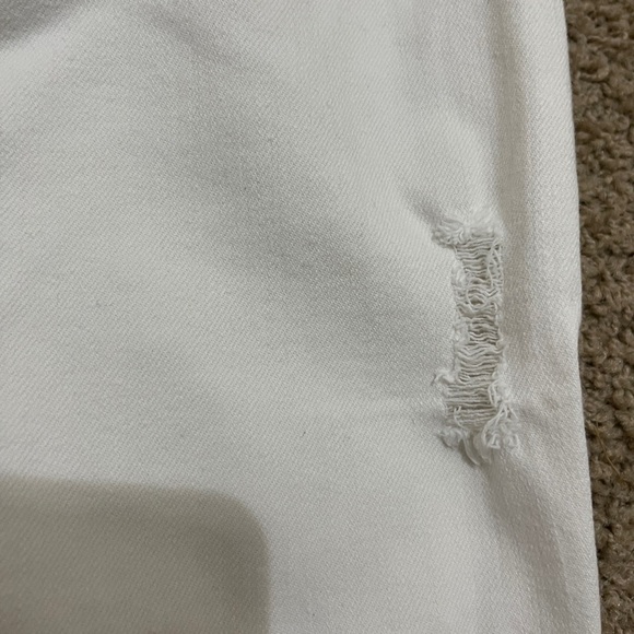 Spanx Distressed Skinny Jeans White Size Medium Style 20229 Stretch Pull On - Picture 12 of 15